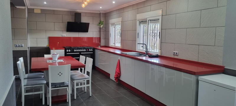 6 bedroom Villa for sale 6 bedroom Villa for sale