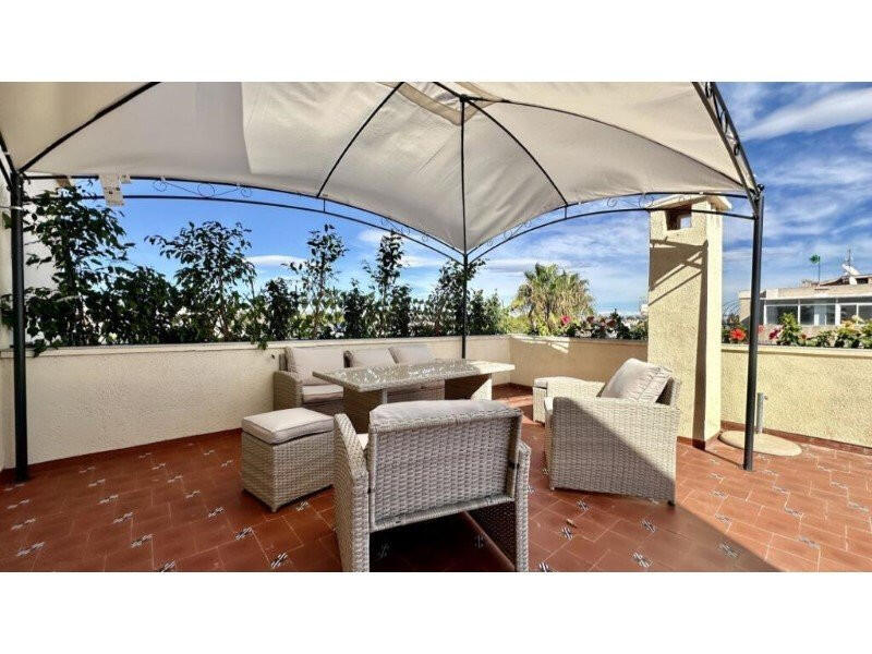 квартира продается в Torrevieja, Alicante