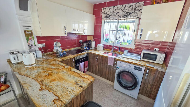 3 soveværelse Villa til salg 3 soveværelse Villa til salg