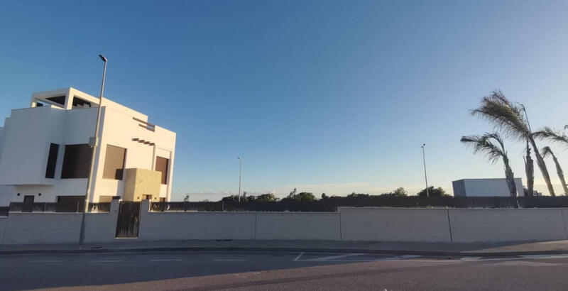 5 bedroom Villa for sale