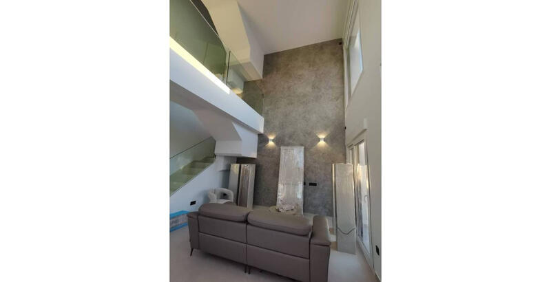 5 bedroom Villa for sale