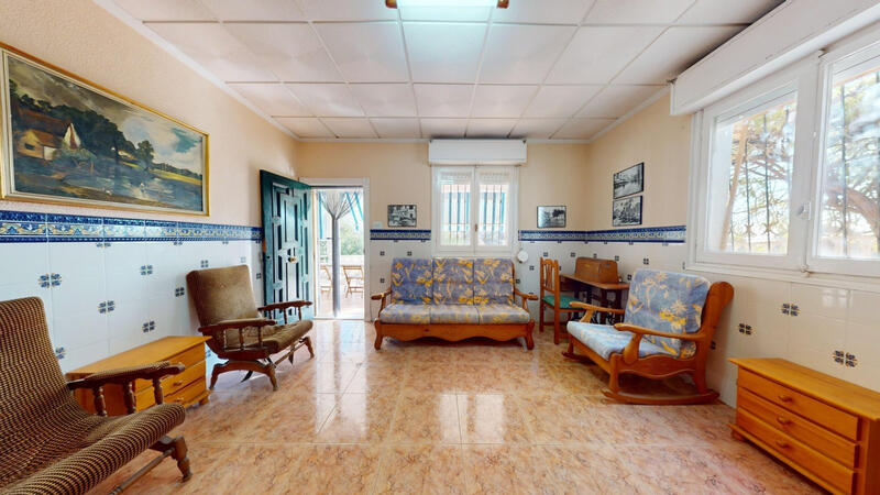 4 спальная комната вилла продается 4 спальная комната вилла продается