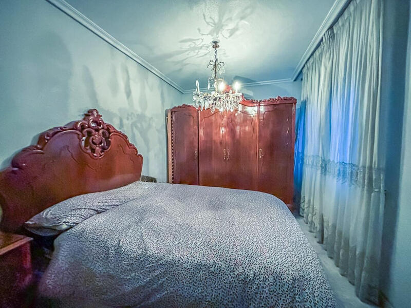 3 bedroom Apartment for sale