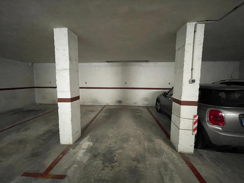 4 bedroom Apartment for sale