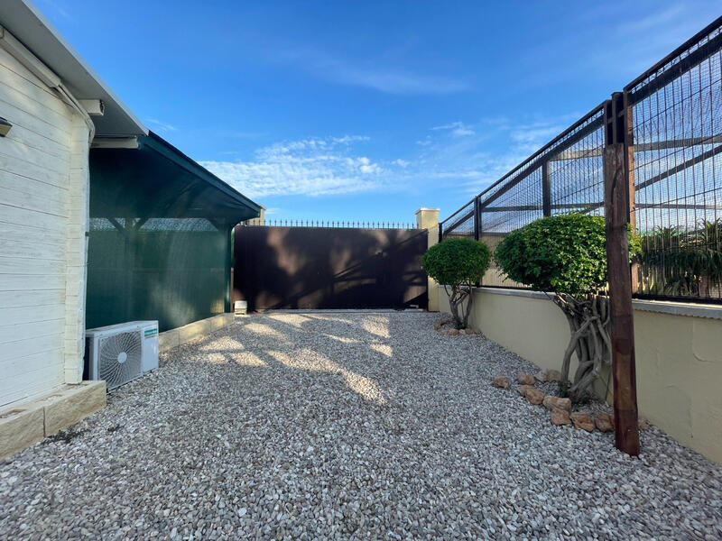 1 bedroom Country House for sale