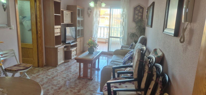 квартира продается в Torrevieja, Alicante