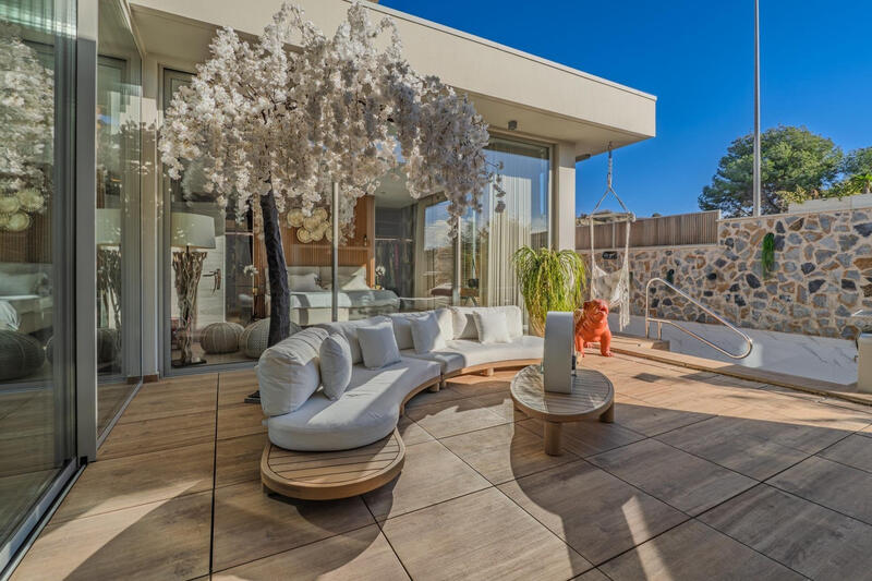 4 slaapkamer Villa Te koop