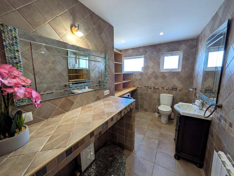 6 chambre Villa à vendre