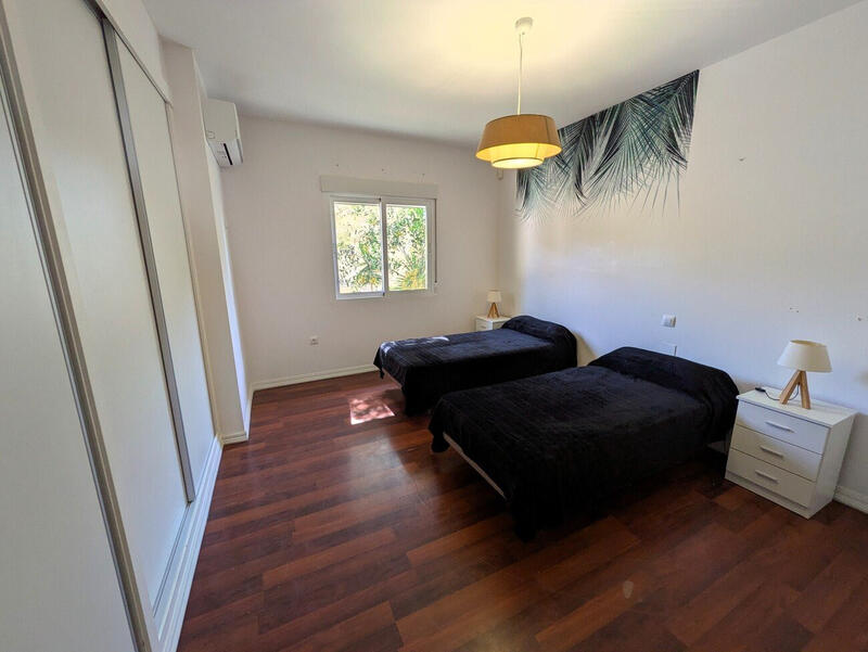 6 chambre Villa à vendre