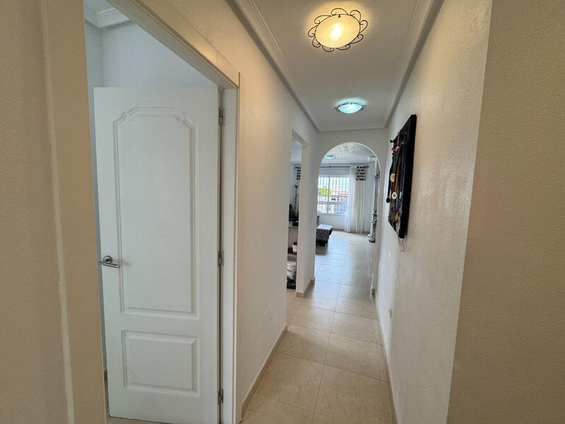 2 slaapkamer Appartement Te koop