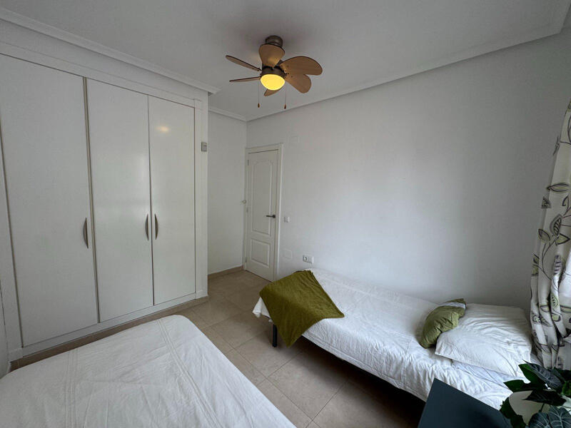 2 slaapkamer Appartement Te koop