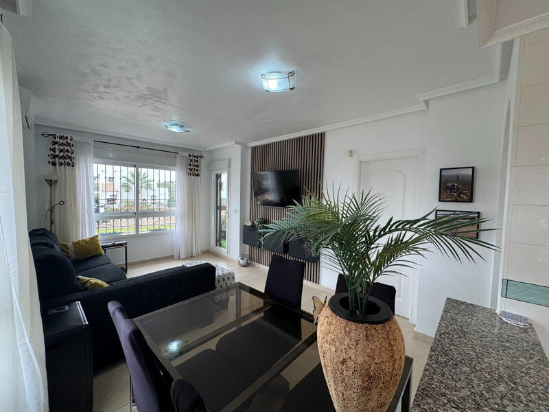 2 slaapkamer Appartement Te koop