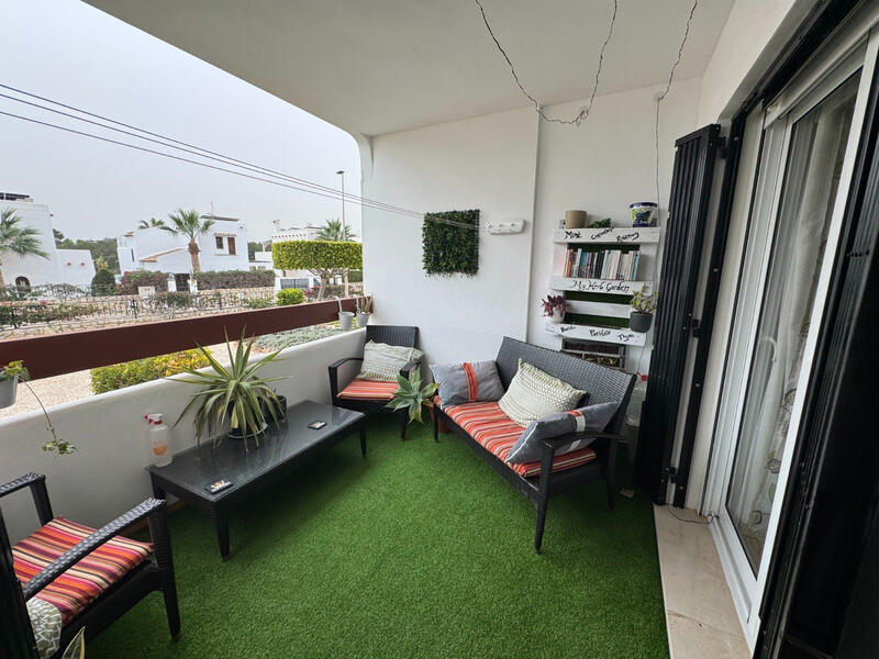 2 slaapkamer Appartement Te koop