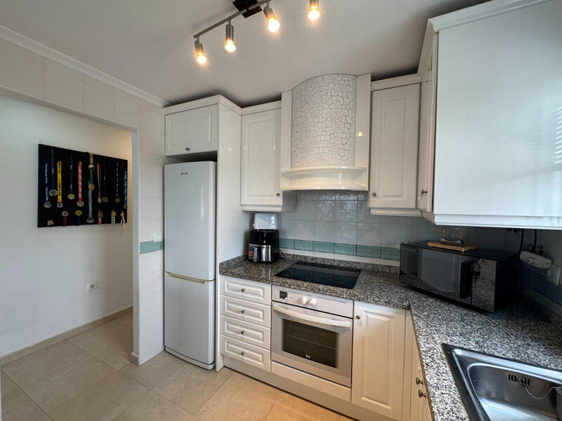 2 slaapkamer Appartement Te koop