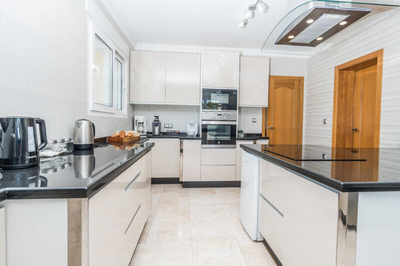 6 slaapkamer Villa Te koop