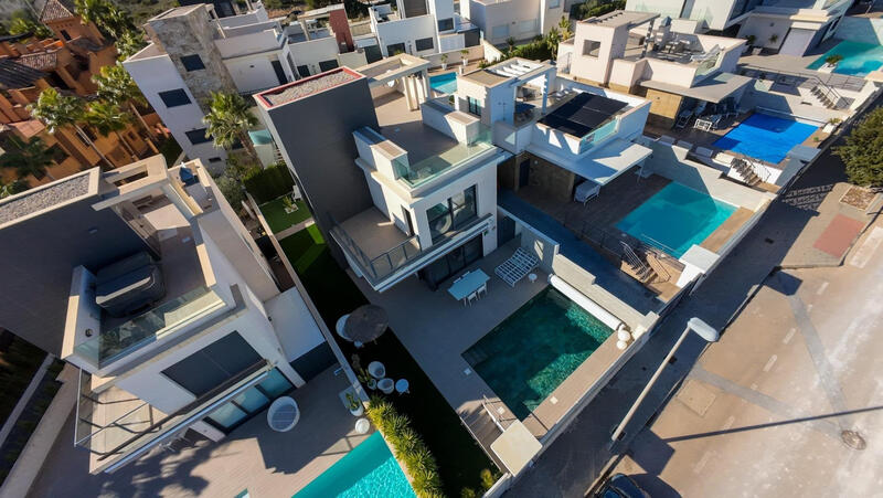 4 slaapkamer Villa Te koop