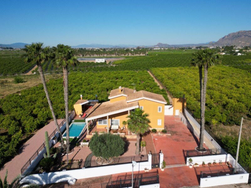 5 bedroom Villa for sale