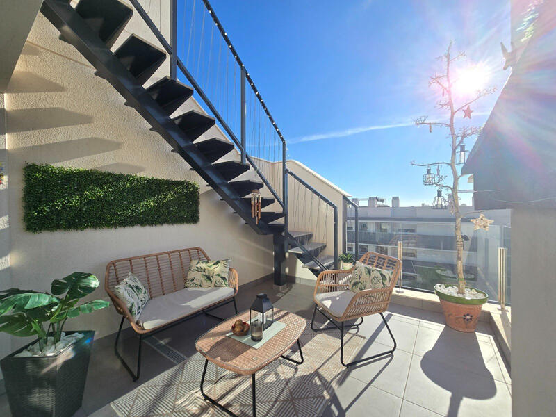 2 bedroom Apartment for sale