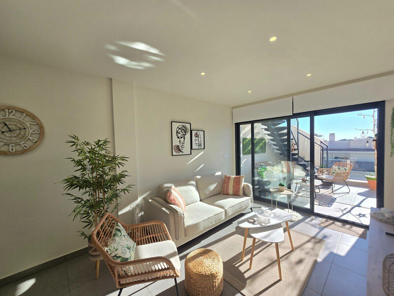 2 bedroom Apartment for sale