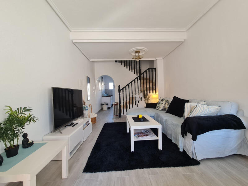 2 bedroom Duplex for sale