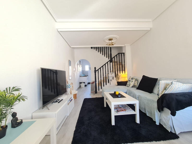 2 bedroom Duplex for sale