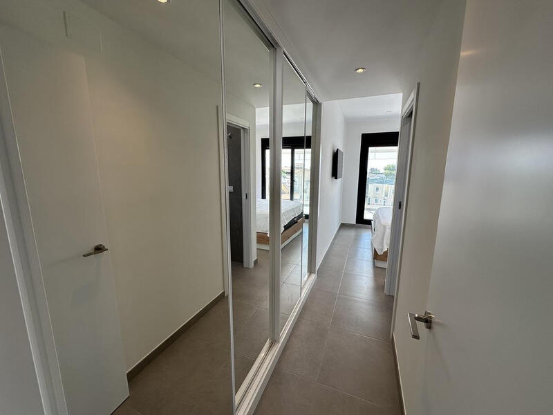 2 bedroom Apartment for sale 2 bedroom Apartment for sale