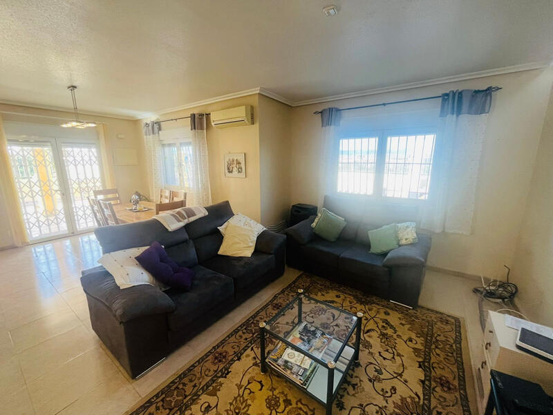 4 Cuarto Villa en venta