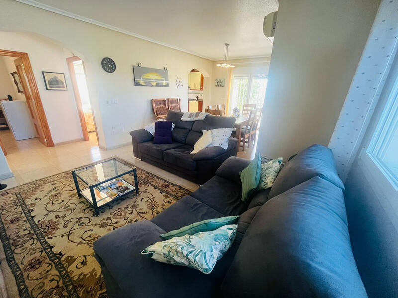 4 Cuarto Villa en venta