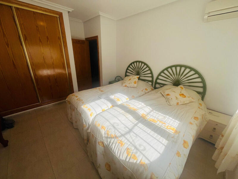 4 Cuarto Villa en venta