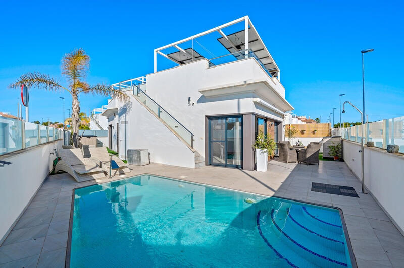 Villa en venta en Los Alcazares, Murcia