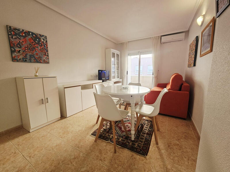 2 спальная комната квартира продается