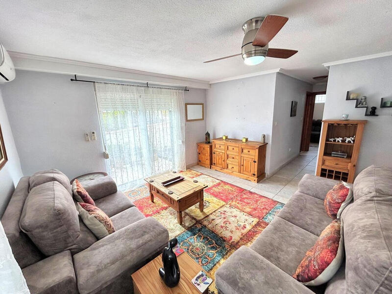 4 Schlafzimmer Stadthaus zu verkaufen