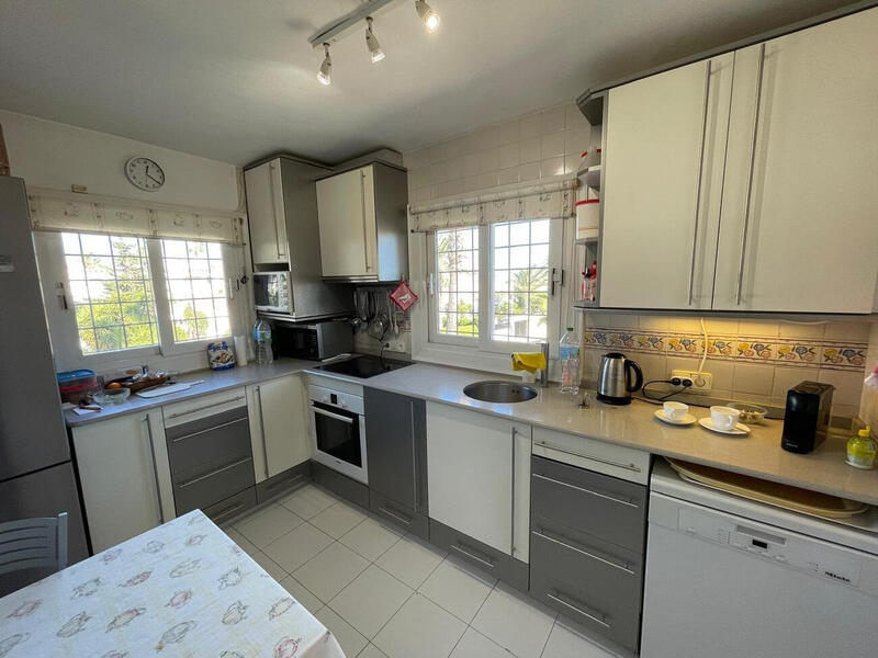 3 bedroom Villa for sale