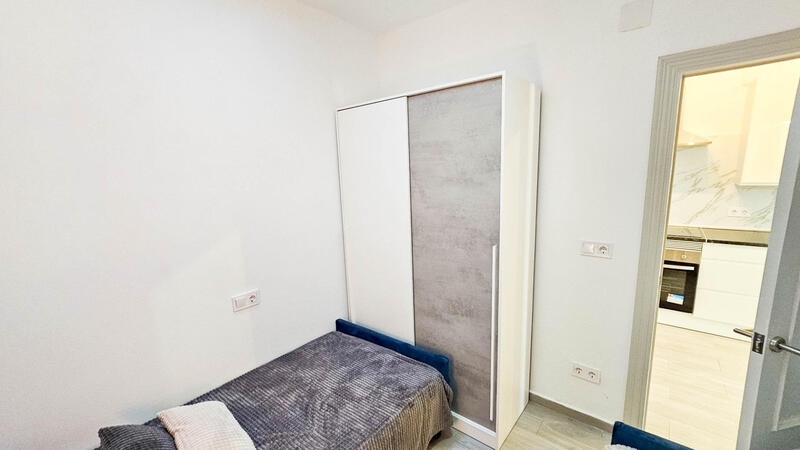 2 Cuarto Adosado en venta