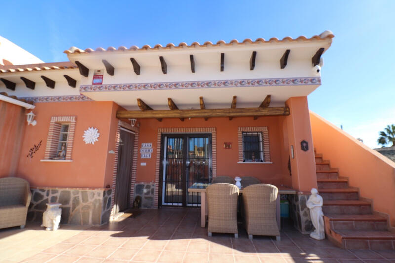 2 Cuarto Adosado en venta