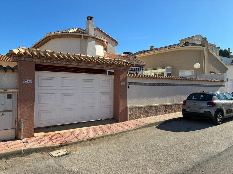 Villa til salg i Rojales, Alicante