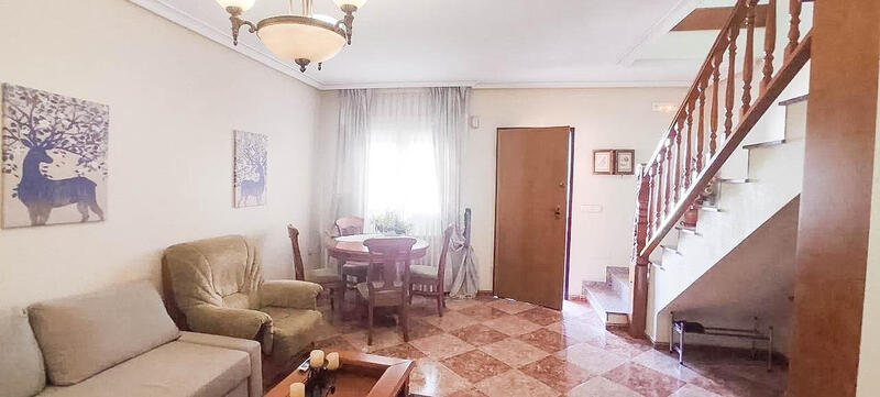 3 soveværelse Byhus til salg