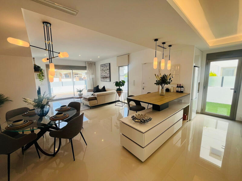 3 Cuarto Villa en venta