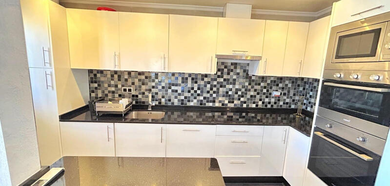 4 sovrum Radhus till salu