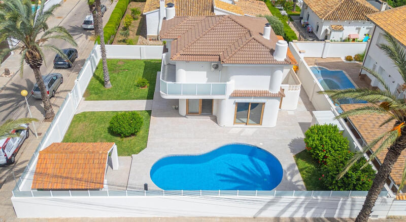 3 sovrum Villa till salu