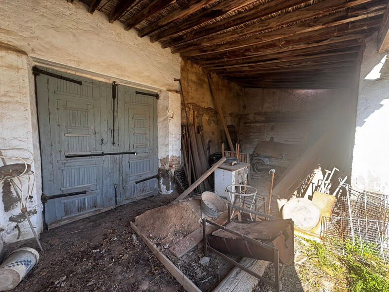 6 bedroom Villa for sale