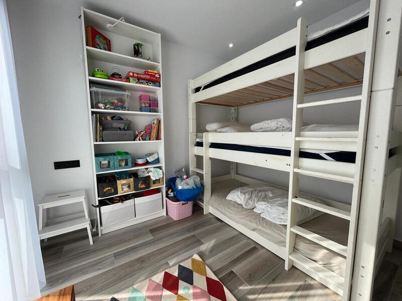 3 Schlafzimmer Villa zu verkaufen 3 Schlafzimmer Villa zu verkaufen