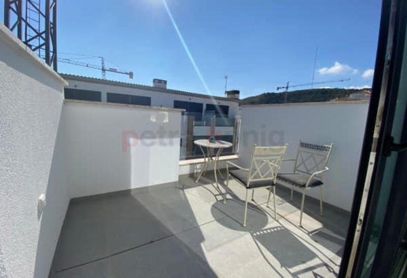 3 soveværelse Byhus til salg