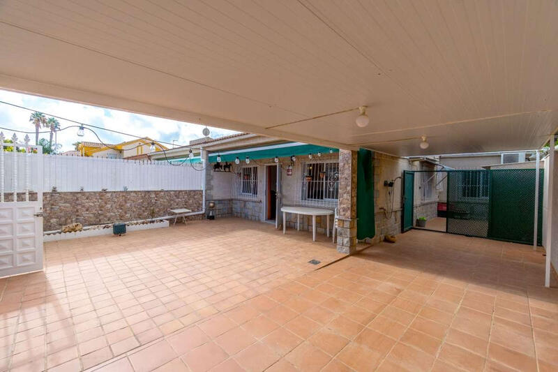 Townhouse for sale in Santiago de la Ribera, Murcia