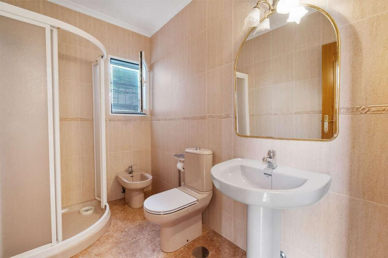 3 bedroom Townhouse for sale