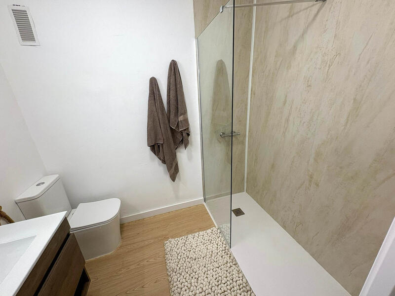 2 slaapkamer Villa Te koop 2 slaapkamer Villa Te koop