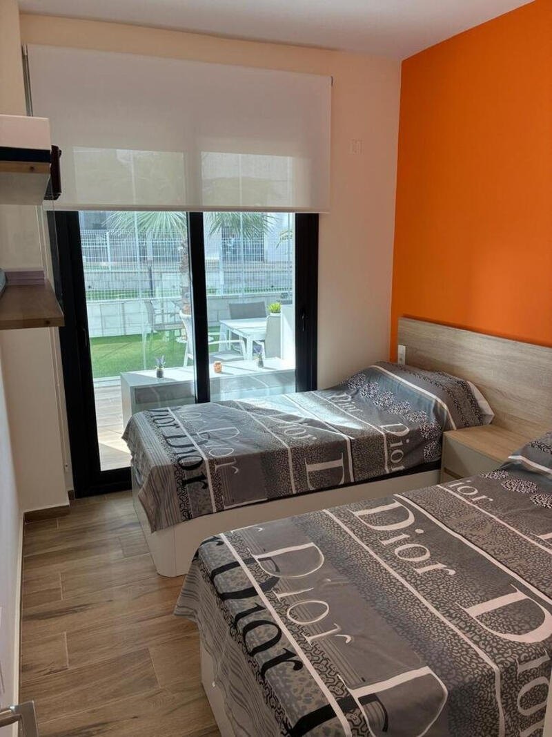 2 slaapkamer Appartement Te koop 2 slaapkamer Appartement Te koop
