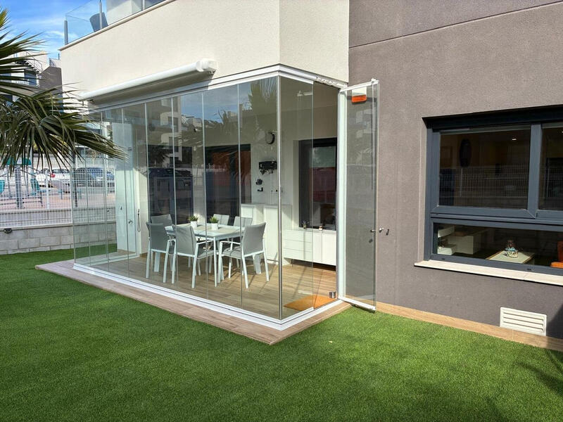 2 slaapkamer Appartement Te koop 2 slaapkamer Appartement Te koop