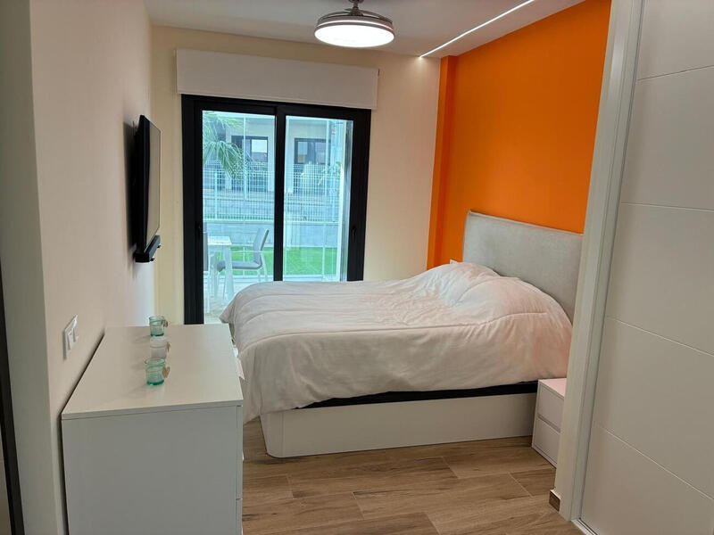 2 slaapkamer Appartement Te koop 2 slaapkamer Appartement Te koop