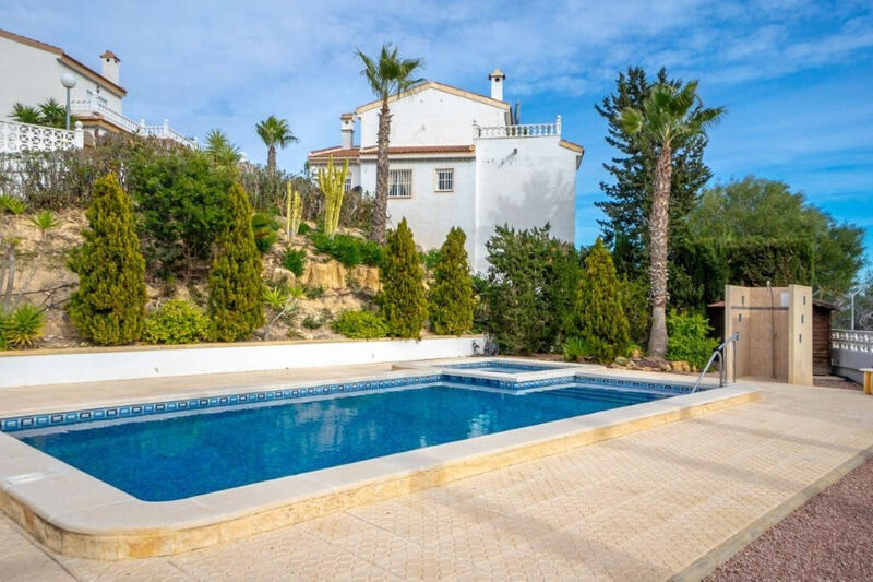Villa for sale in Algorfa, Alicante